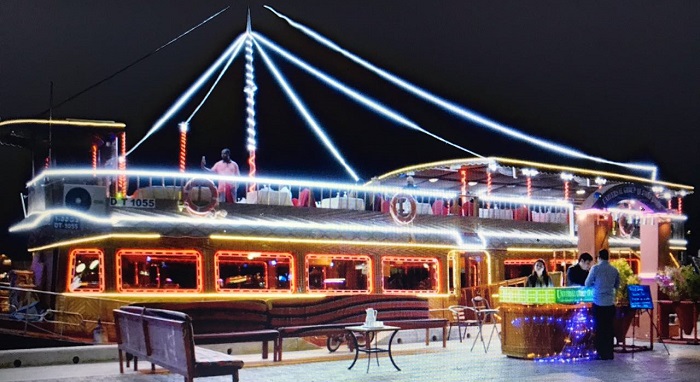 Dhow Cruise Manaal